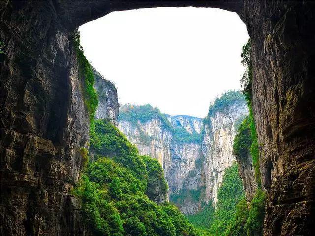 逃出华丽的房子